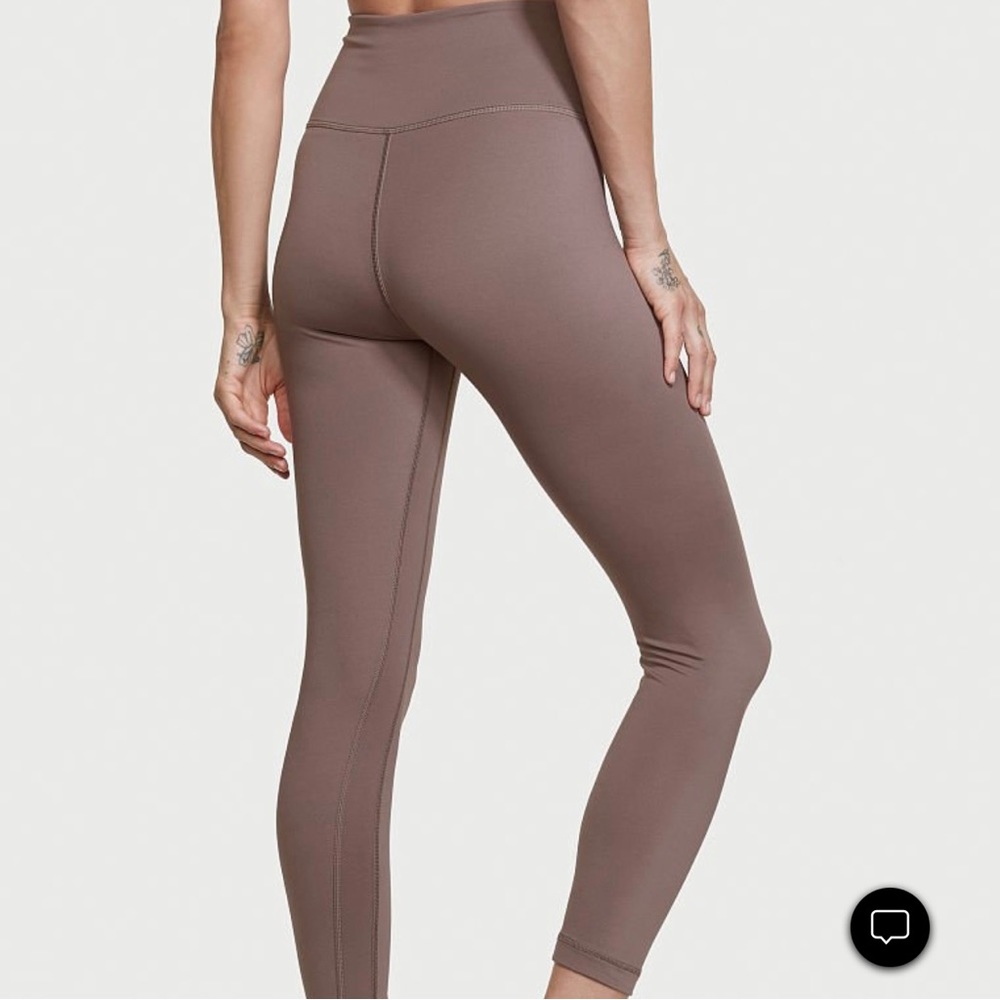 NWT Victoria’s Secret Love Cloud Crossover Leggings - Picture 2 of 15